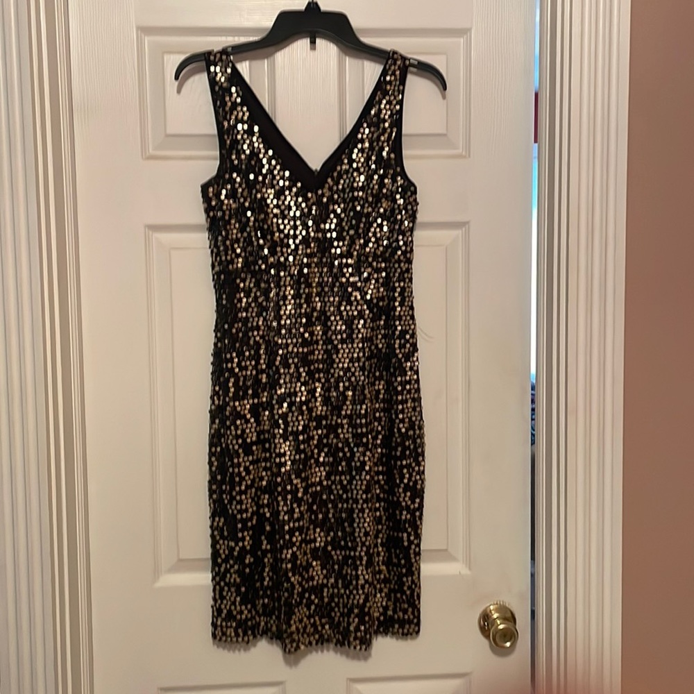 AB Studio Black and Gold Sequins cocktail dress, size 10